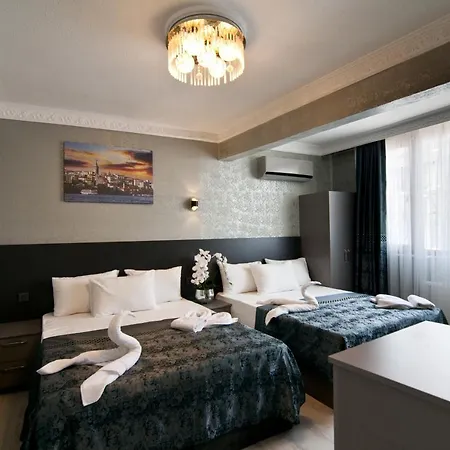 Roof Halic Отель